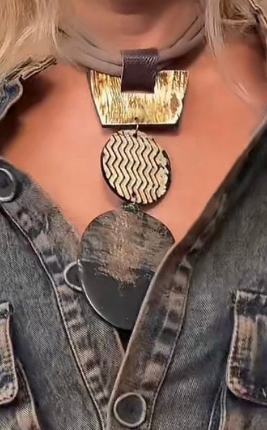 Collar único