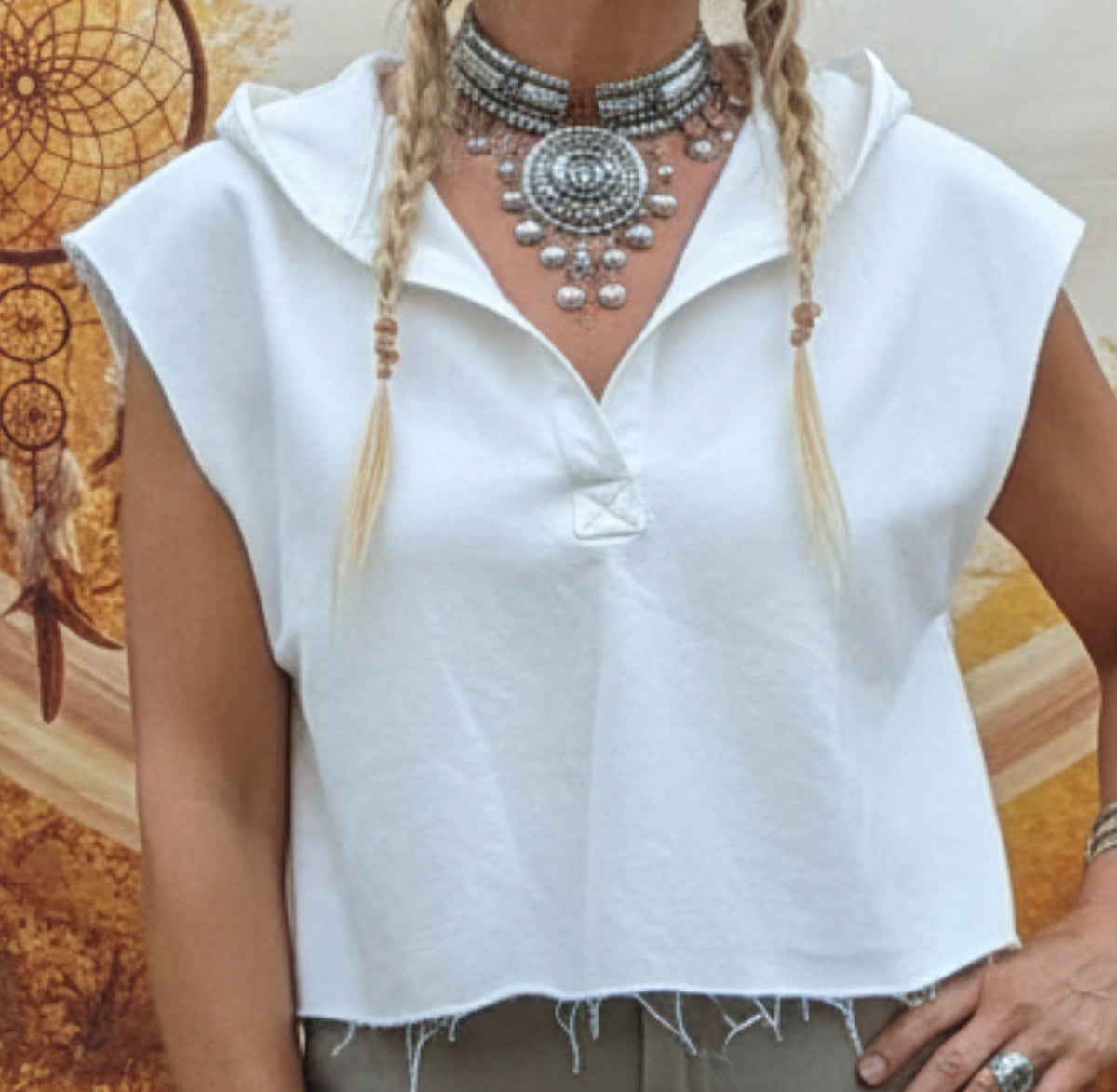 Camiseta capucha