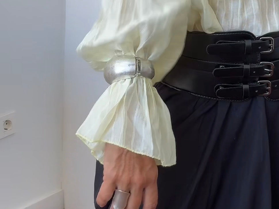Pulsera plateada